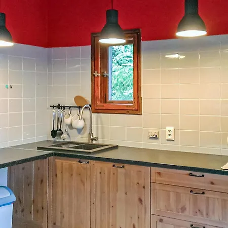 3 Bedroom Awesome In