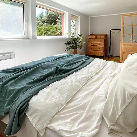 Dom wakacyjny 3 Bedroom Awesome In Sulęczyno
